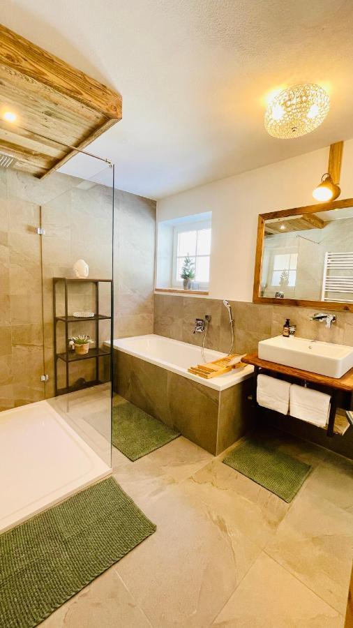 Chalet Hoamat Leben Леоганг Номер фото